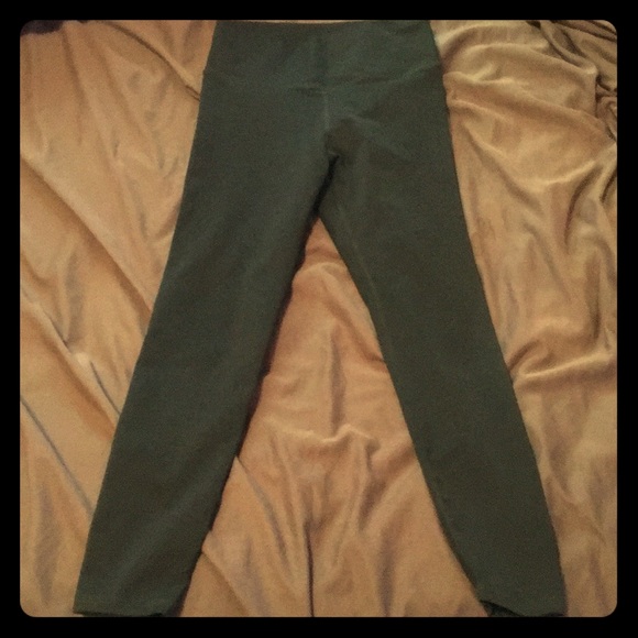 Fabletics Solar Leggings - Picture 1 of 2